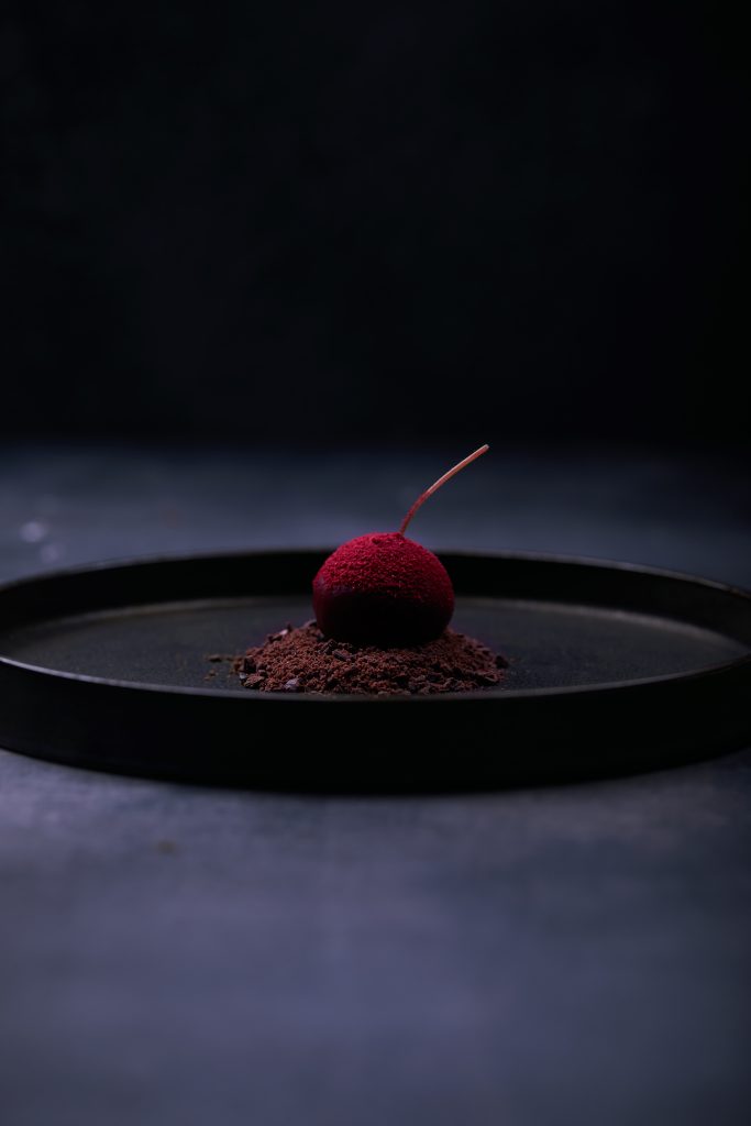 Sådan laver du en ægte Michelin-dessert med ost. Læs med og lær at lave Me|Mus dessert med blåskimmelost hjemme i dit eget køkken